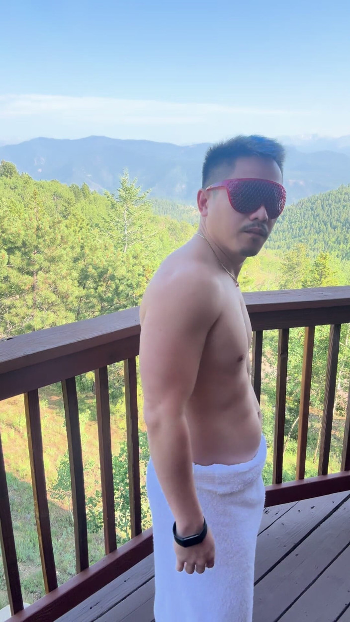 Barenakedmuscles: Mountain Top Tease: Muscular Asian Hunk's Solo Show