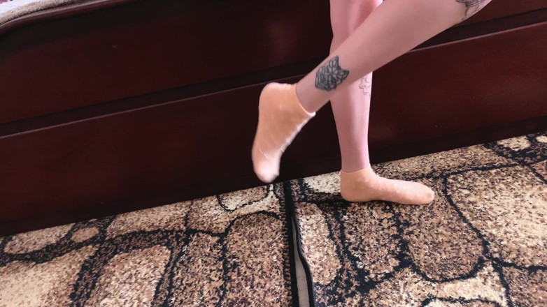 Eva Deva: Ach, líbí se ti moje nohy? Podívejte se na ně.