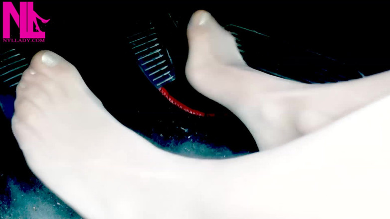 Nyllady: Ravvivando le scarpe zibra