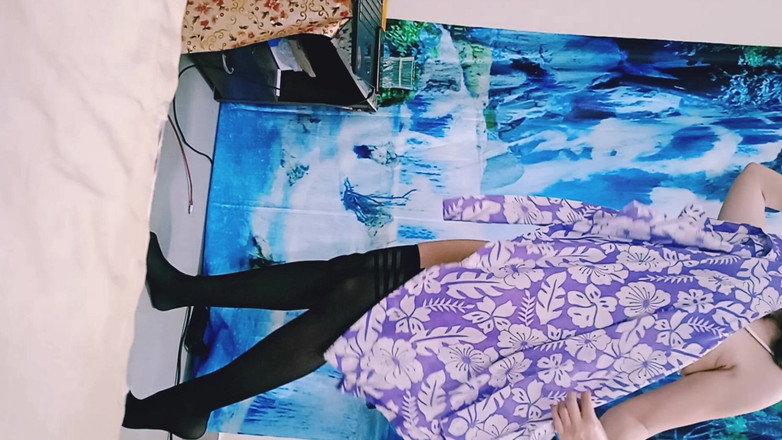 Bolly Karma: Она предоставила разрешение на просмотр