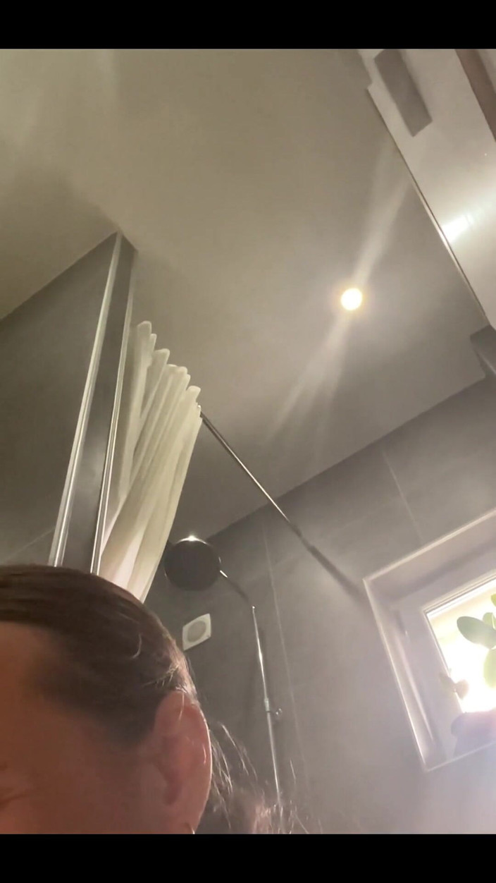 Crypto Mommy: ああ!私は自分自身をファックしていました