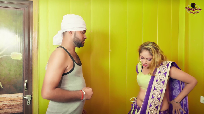 Midnight desire: Sexy Indian Seduce Mistress Fucked by Milkman 4K Hindi