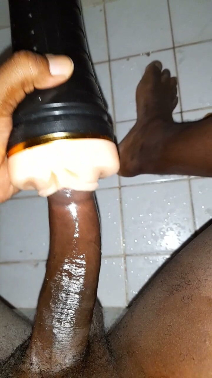 Islandvibes69: Jerking off S12 Ep9