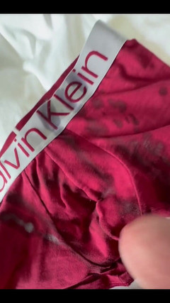 NaughtySub4Use: 내 자지를 빨고 노는 걸 멈출 수 없어