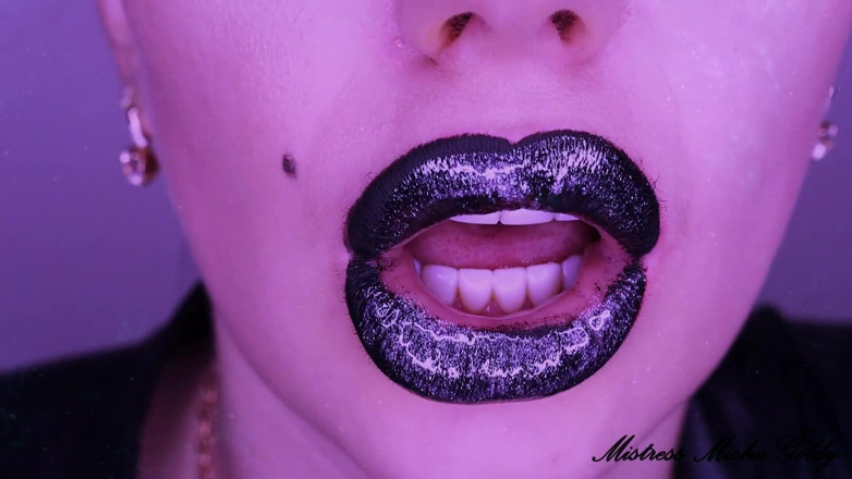 Goddess Misha Goldy: Глянцеві чорні губи отримують повний контроль над тобою! Заворожуюча інструкція з дрочки