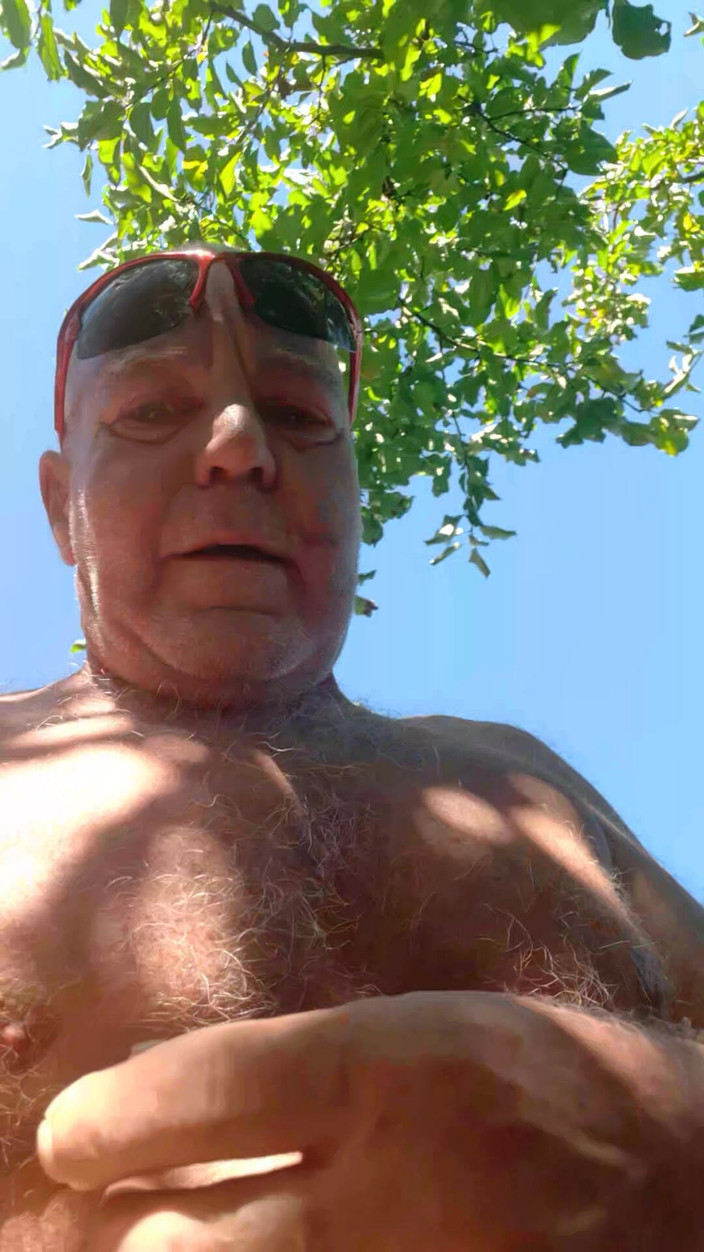 Who fucks my permanently horny anal cunt: Masturbuj się moją napalona cipką analną