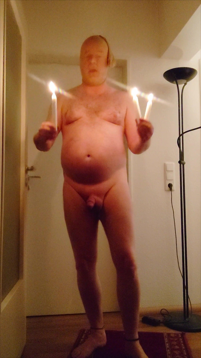 Carmen_Nylonjunge: Nylonový kluk přeje Třetí advent