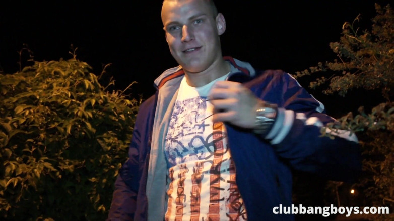 Club Bang Boys: Камшот на публике ночью
