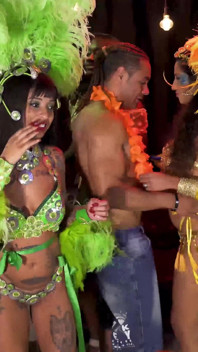 Real carnaval anal, fiesta de sexo en grupo de samba