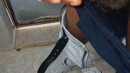 Suryabhauu ki masti: Băiatul indian Desi folosește mâinile în fața lui Bhabhi Ji