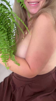 Big MILF, Huge Fern, Wonderful Smile