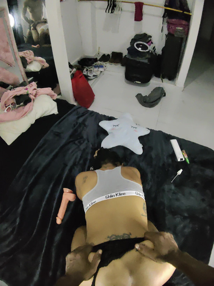 PABLO N3GROBAR: Ich mag es, eine kleine schlampe zu schleppen ... Fickgesichts 2