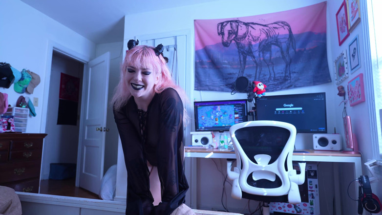 Lil red velvettt: Demon Stepsis Cucks Your GF