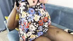 Il figliastro nero seduce la sua matrigna bianca e la scopa come una matta