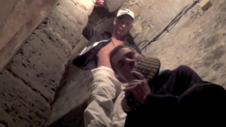 French twinks amator sextapes: Fabien wird von arabischem XXL-schwanz in turnschuhen gefickt