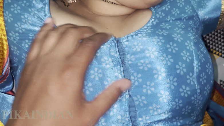 Pikaindian: Natasha si istri hot india dengan toket besar alami dientot...