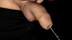 Idmir Sugary: Uzun yavaş işeme. Geceleyin sünnetsiz yarak işiyor