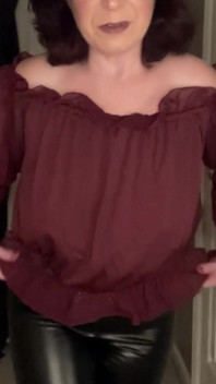 New Face and Ass Worship JOI Is Being Uploaded Tonight. Cum Me for Me on My Leggings.