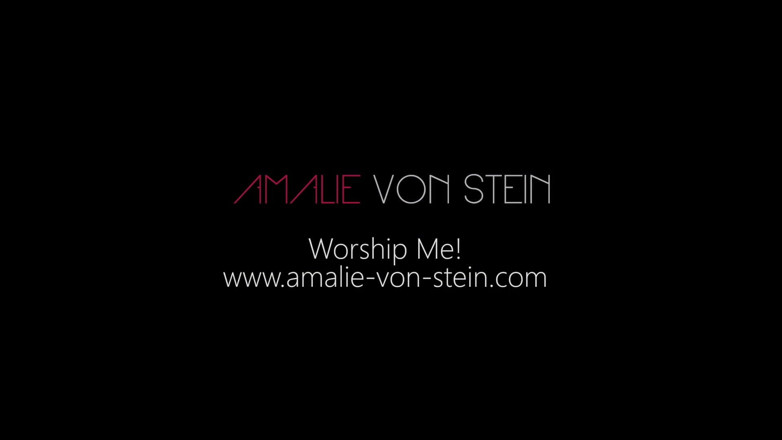 Amalie von Stein: 핫한 몸매의 발정난 라텍스!