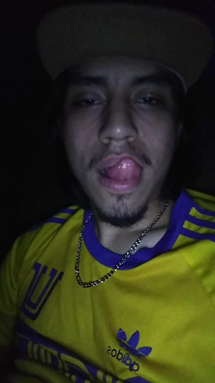 AlexAlejandro13: Sexy Man Wants to Touch His Penis