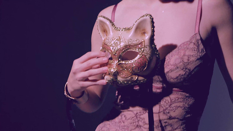 Black Label Magazine: La Feline