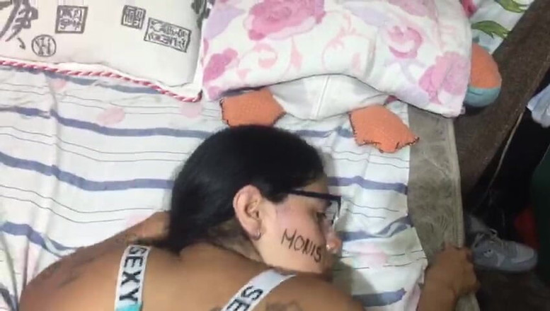 Britanly-Brow: Pov- kekasih mengambil keuntungan dari gadis ini sendirian dan ngentot...