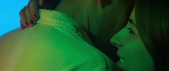 Verso Cinema: Phim cảm ứng thân mật