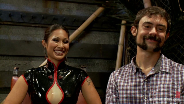 Divine Bitches by Kink: De la worthless la worthy in Five Stăpâne Episodul 4 Castity...