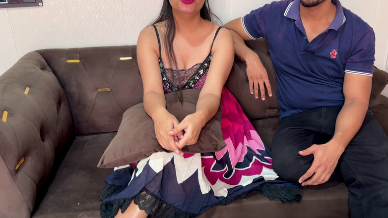 Hornycouple149: Dışarı çıktığında arkadaşımın kız arkadaşını siktim