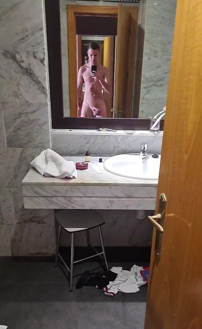 GayDuplo: Wigle Wigle Wigle