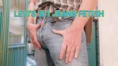 Monster_Meat_: Jeans sporgente stile anni '80