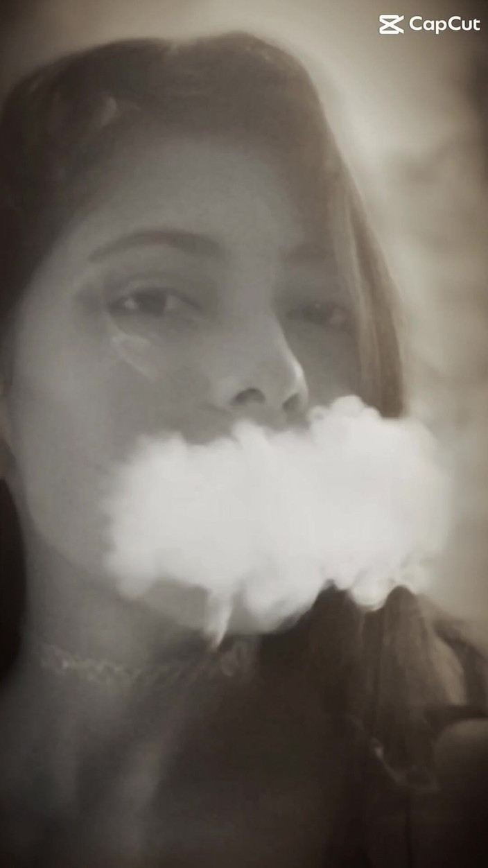 Vika_Sexting: Kenikmatan untuk dua cowok: habano, skin and whispers
