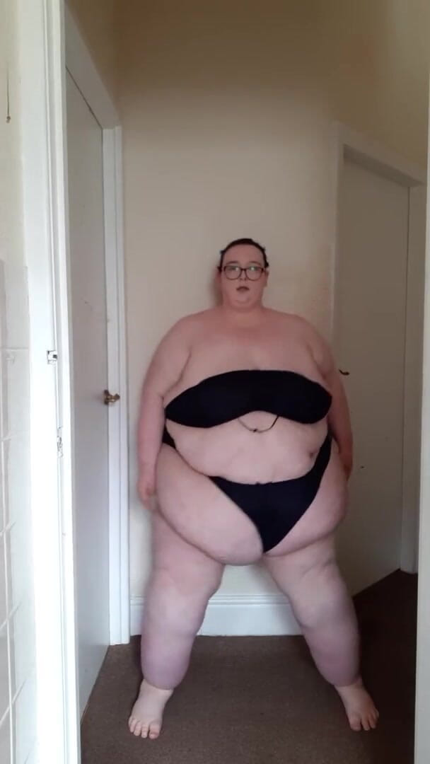 SSBBWLadyBrads: I love to strip