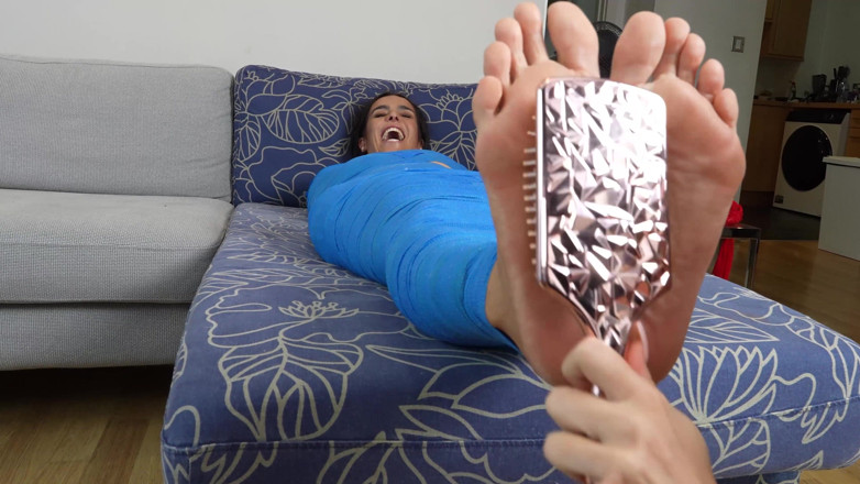Latina Fetish: Latina's Truth or Dare: Mummified Tickling by Emma!