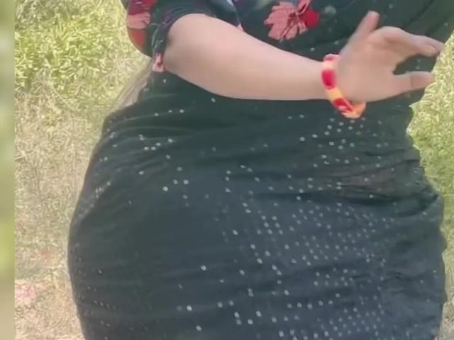 Mooti Aunty (Mms Fuck 24*7)