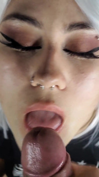 Submissive Babe Loves Getting All the Cum Out and Swallowing It All Down - Cumshot