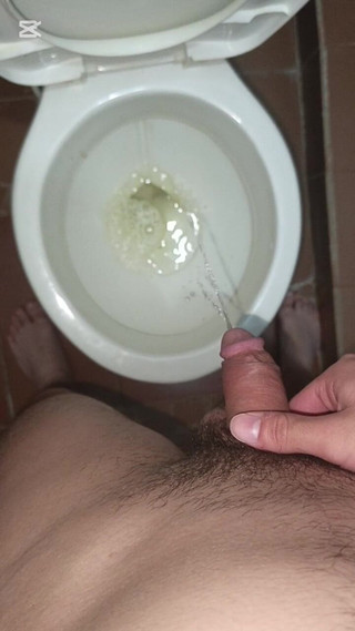 charlessteel: Compilatie van Horny Twink die Plast En Masturberen Maakt