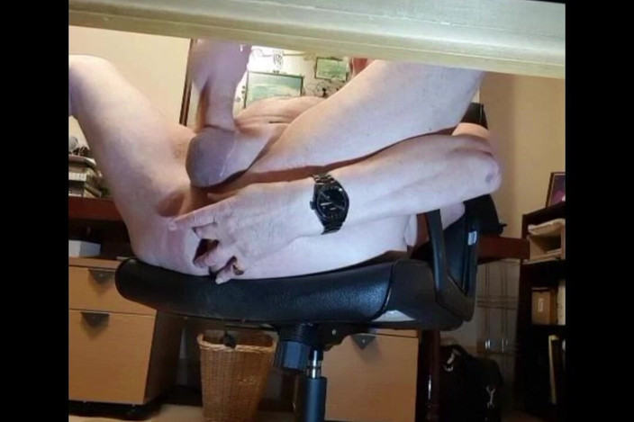 Alan in London studio: Masturbando novamente em primeiro plano 2