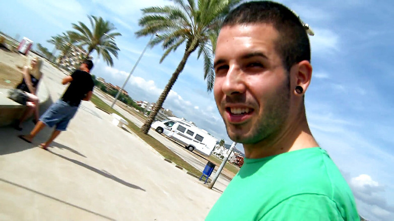 Horny Two really wet MILFs: Krásná ošklivá štěrbička Dívka čeká dokořán na obřího čůráka, který ji narazil