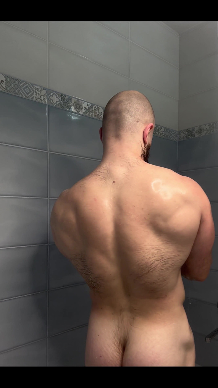 Mister Stone: Muscolare