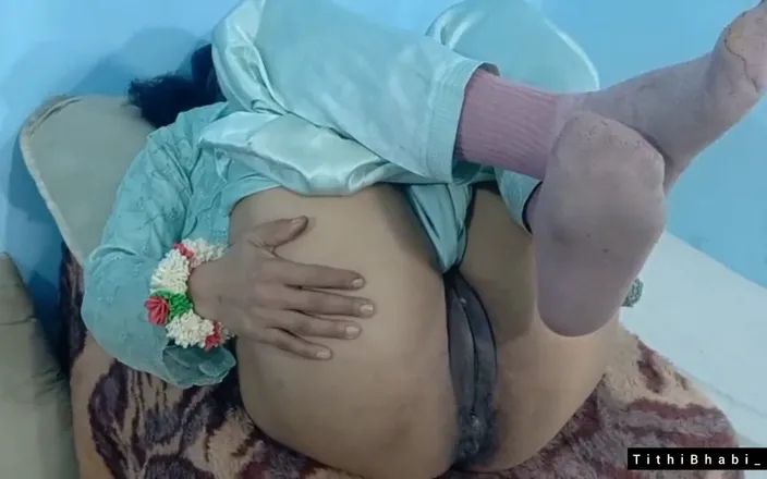 Ridowan: Sexy Hijabi Bhabi Fuck with Her Boyfriend on Table.