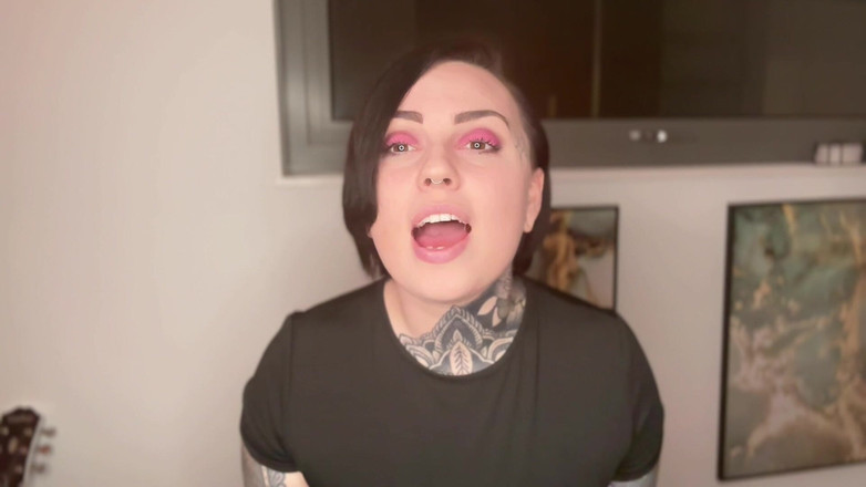 Miss Valentina: 내 뚱뚱한 돼지가 되라