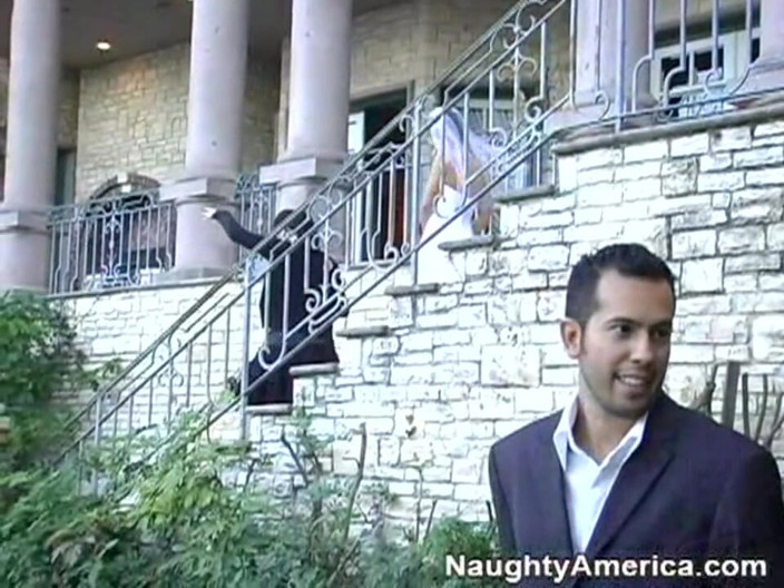 American Daydreams: Novia Nikki Benz follando en el hotel con sus grandes...