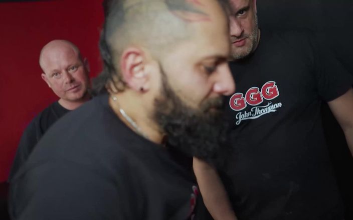 German Hardcore Gangbang: Ggg German Gangbang - Flooded by the Freakshow
