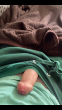 Jerk off with Me on the Sofa