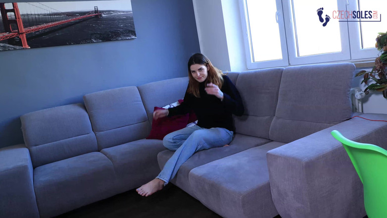 Czech Soles - foot fetish content: 你的足友第一人称视角崇拜