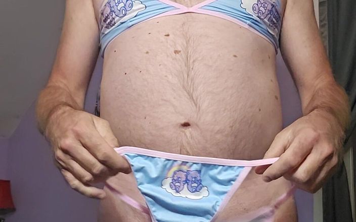 Fantasies in Lingerie: Мастурбую в моїх трусиках для вас