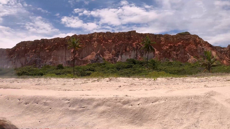 Alemao Hub: She Let Him Fuck Her on an Empty Beach in...