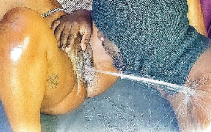 Afrocummy: Open je mond en slik ik kom klaar papa