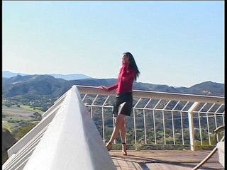 Analconda: Roztomilá a rozkošná brunetka si přijde pro lízání kundičky a...